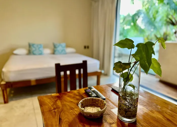 Hotel Moonshine & Tulum